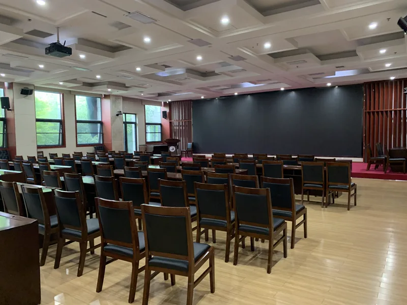 Giảng đường Đại học Trung Quốc — Môi trường học bổng đa dạng